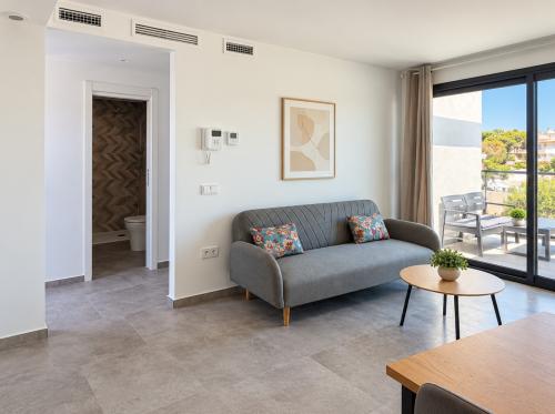 Salón con acceso a la terraza · M208