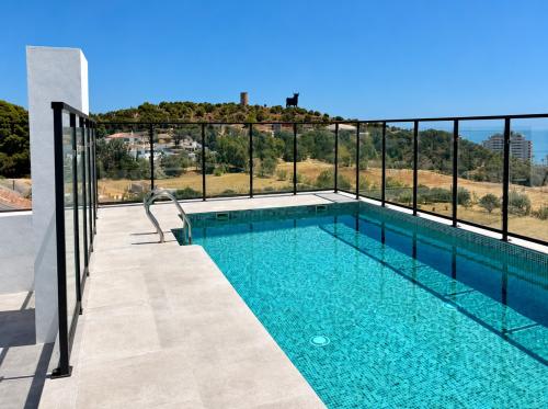 Piscina comunitaria · M208